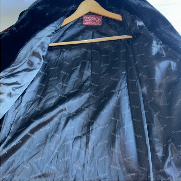 Vintage Coat - Picture 8 of 9